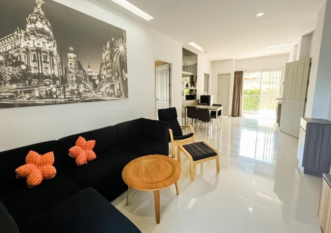 Zada Residence Nakhonratchasima Exteriér fotografie