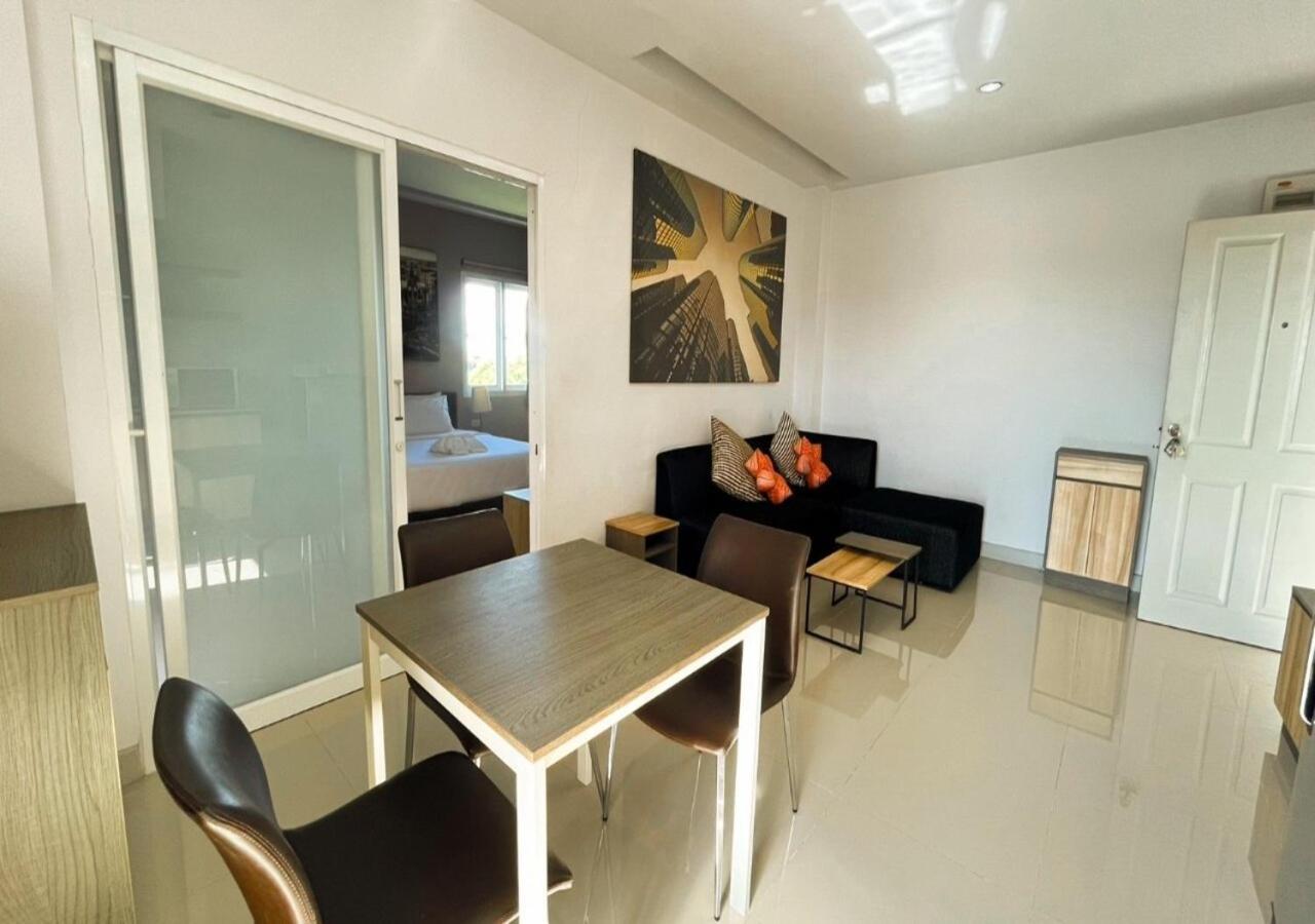 Zada Residence Nakhonratchasima Exteriér fotografie