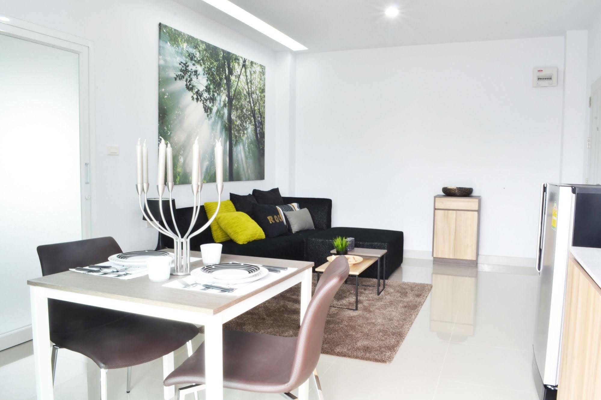 Zada Residence Nakhonratchasima Exteriér fotografie